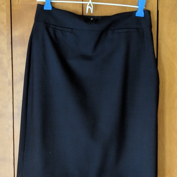 Suit skirt - Picture 3 of 3